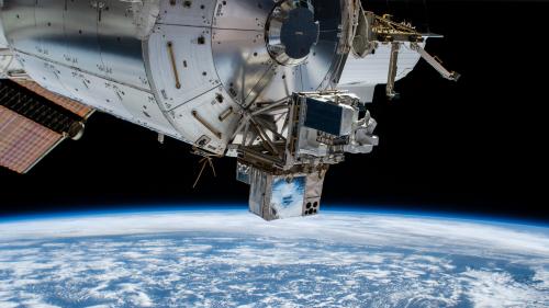 Module Columbus ASIM à son nouvel emplacement 