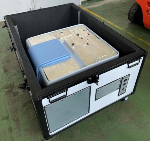 FTIR spectrometer placed inside enclosure