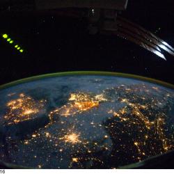 De atmosfeer van de aarde gezien vanuit het ISS